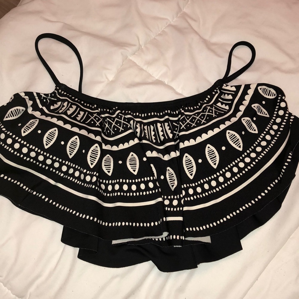 patterned flow bikini top!!!